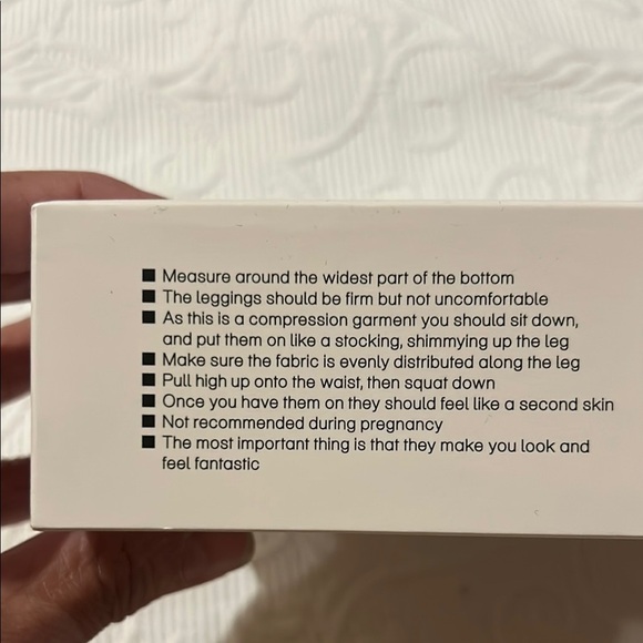 Black Intelligent Leggings with Sculpting  Design. Hairstylist. Support. New - Picture 7 of 9